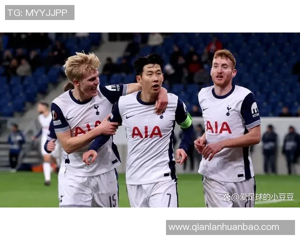 热刺与罗马激战在即谁能在欧联杯中笑到最后